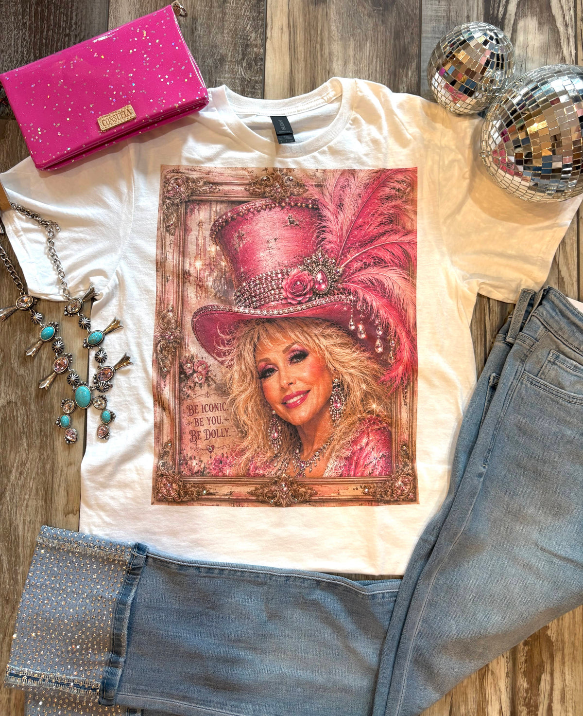 Wild Horse Boutique Be Dolly Graphic Tee