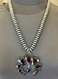 Wild Horse Boutique Jewelry Black Rhinestone Squash Necklace