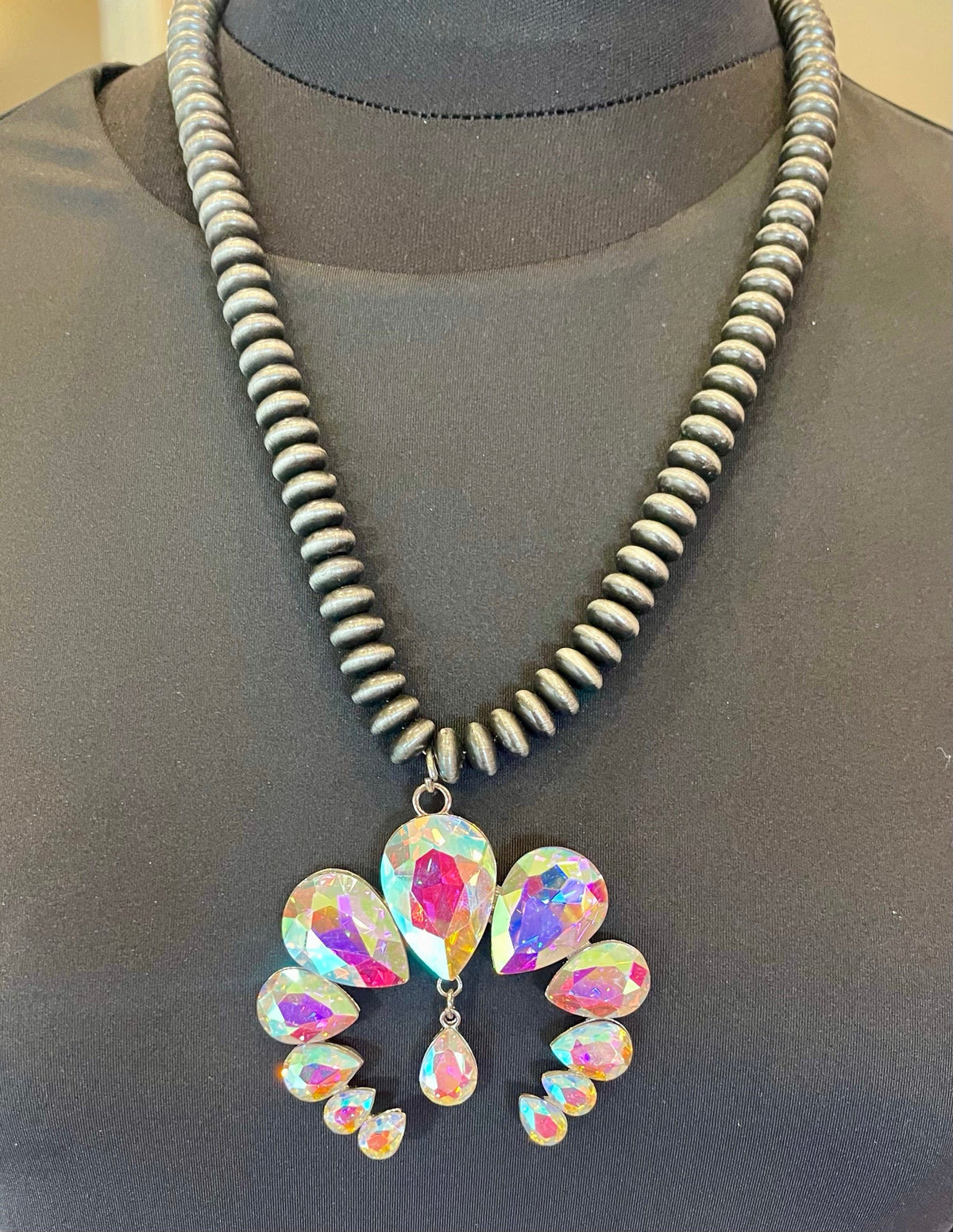 Wild Horse Boutique Jewelry Iridescent Rhinestone Squash Necklace