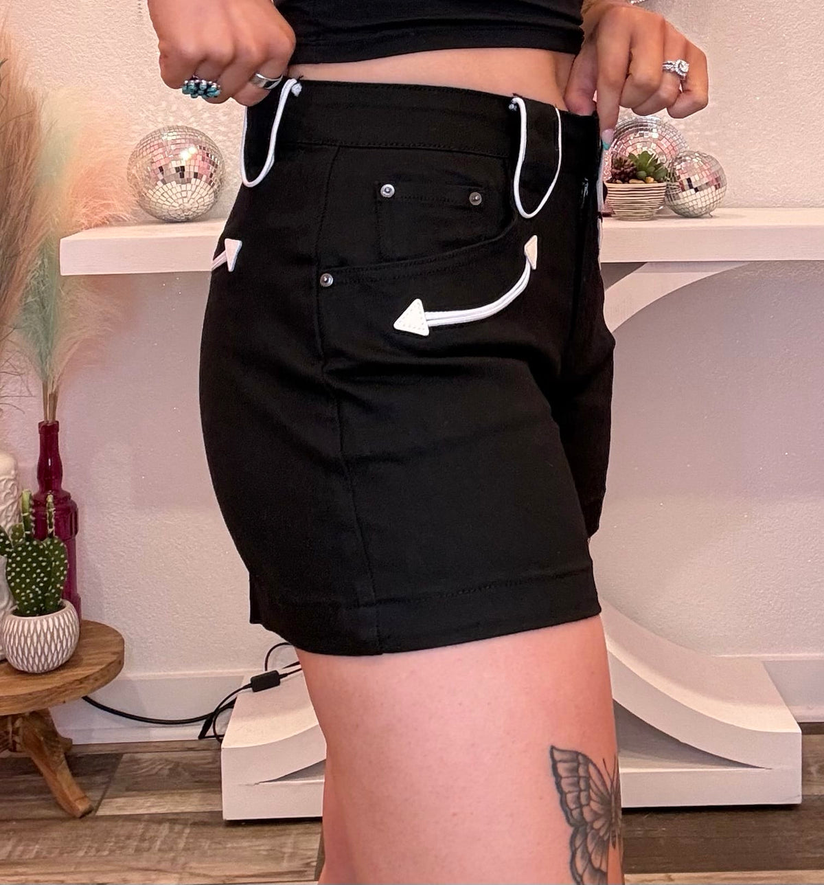 Wild Horse Boutique Shorts Black Shorts
