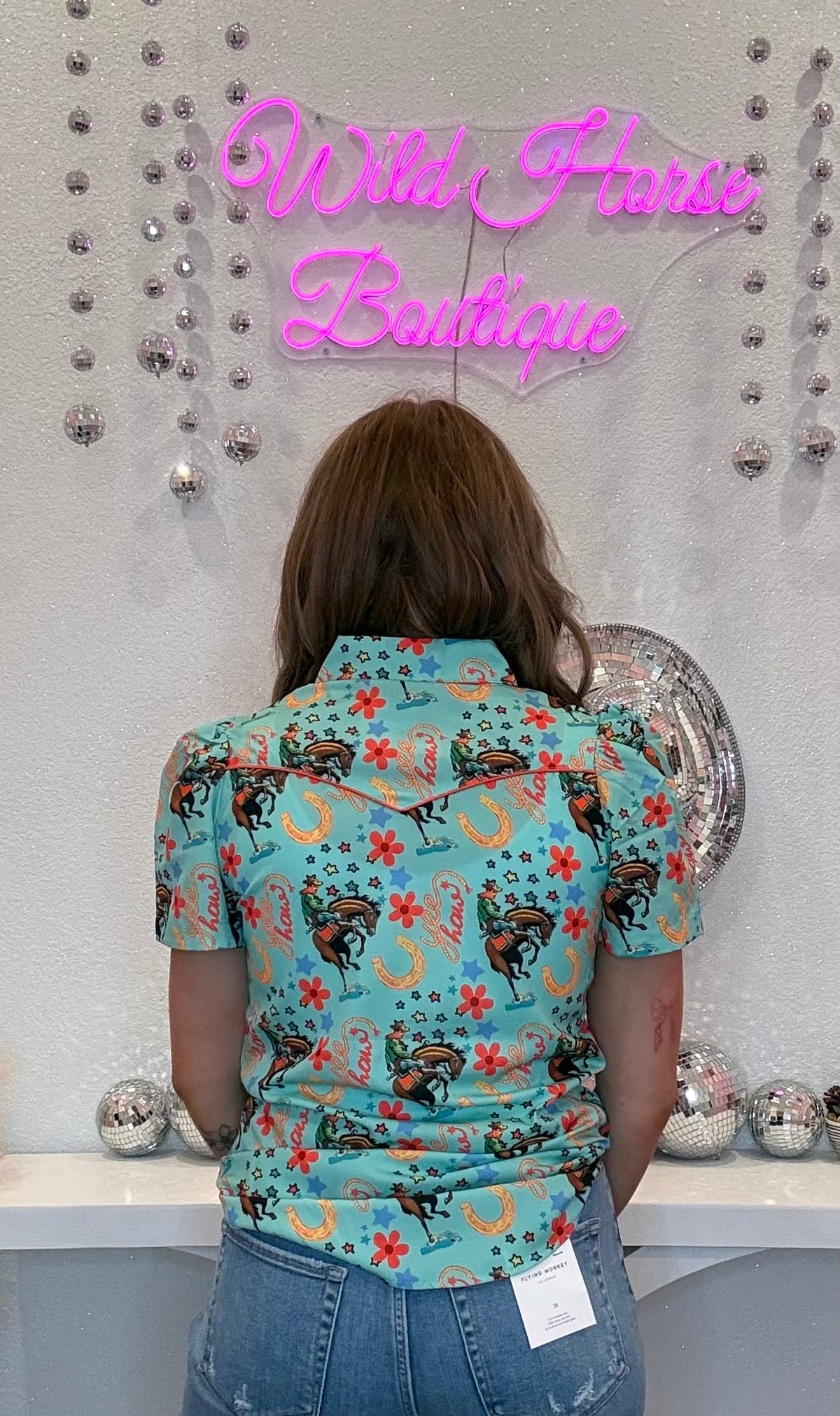 Wild Horse Boutique Turquoise Horseshoe & Cowboy Pearl snap Button Down Blouse